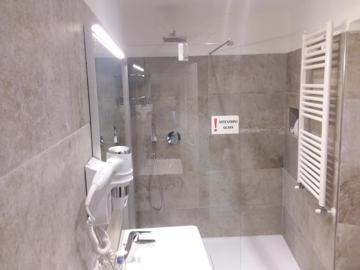 Rina Rooms فيرناتْسا المظهر الخارجي الصورة