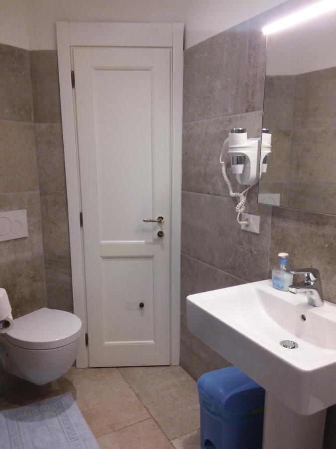 Rina Rooms فيرناتْسا المظهر الخارجي الصورة
