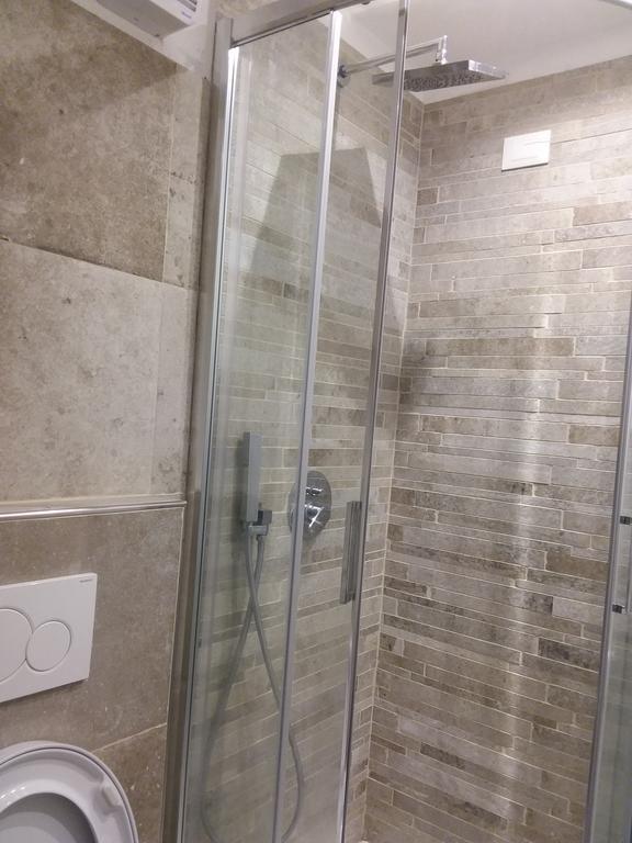 Rina Rooms فيرناتْسا المظهر الخارجي الصورة